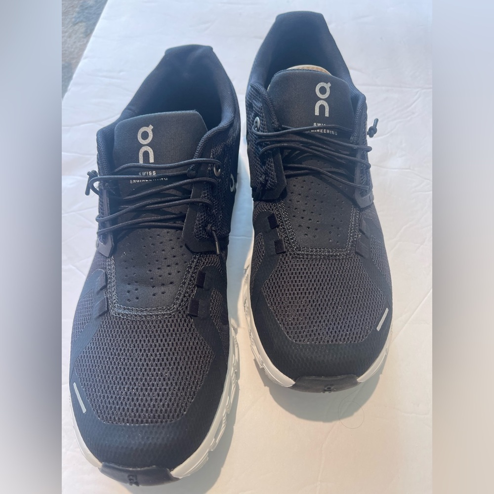 NEW ON CLOUD 5 RUNNING SNEAKERS BLACK/WHITE - Picture 5 of 8
